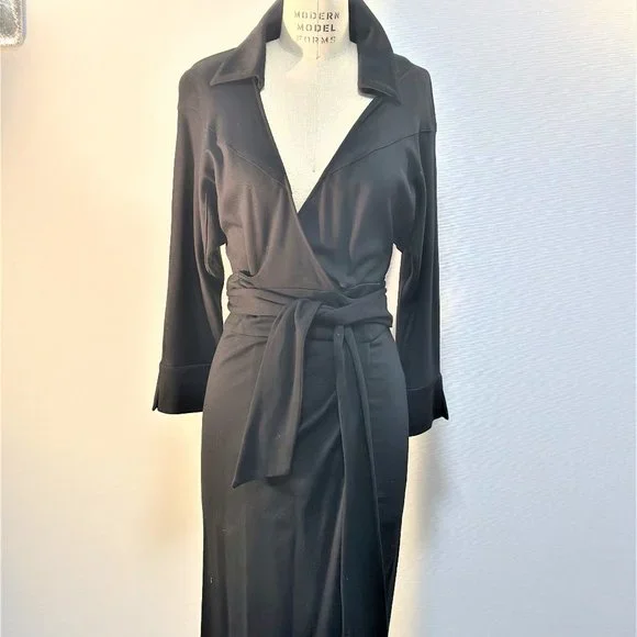 ORIGINAL DIANE VON FUSTENBERG VINTAGE WRAP DRESS, SIZE 12 - Picture 1 of 4